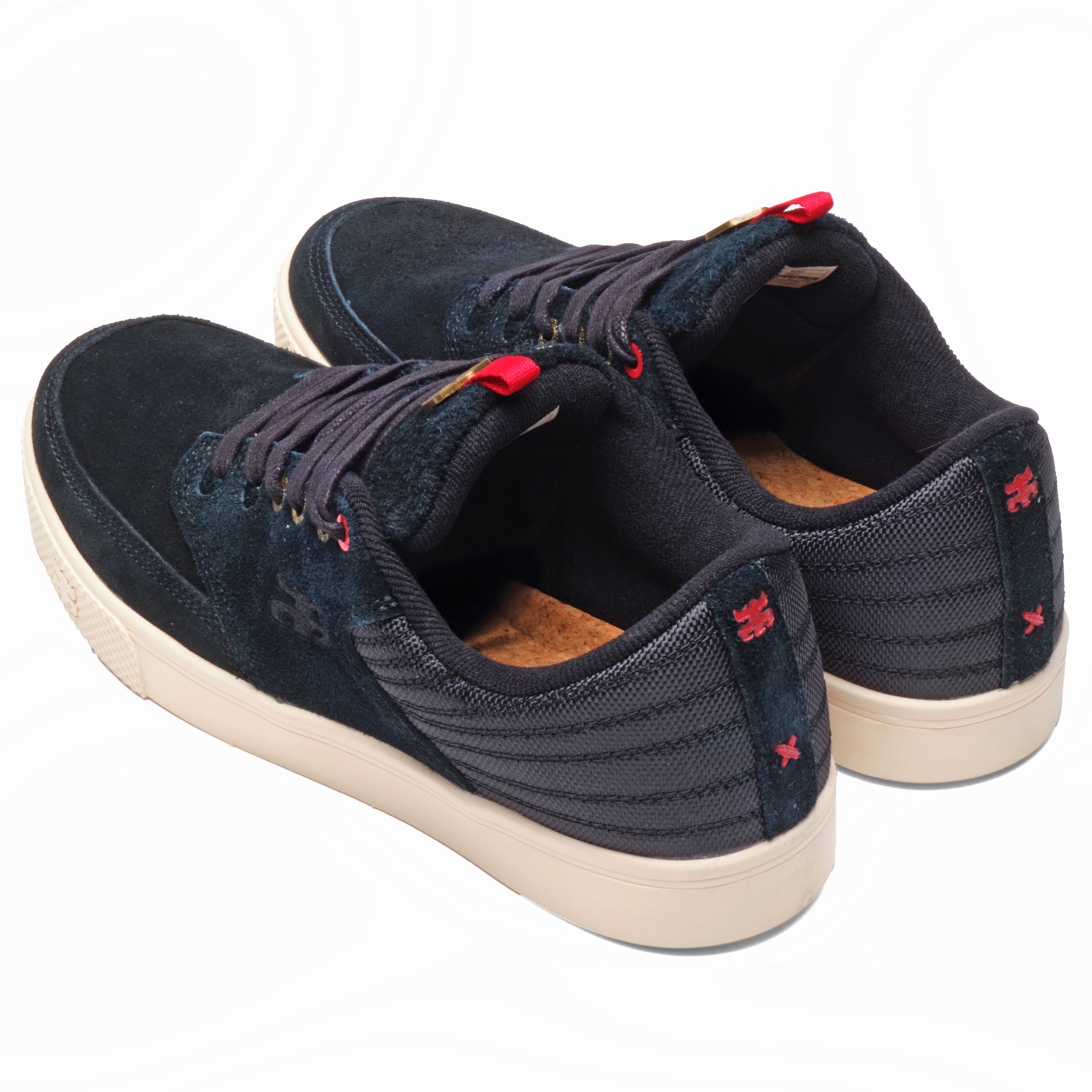 IPATH - Poet Suede Shoes