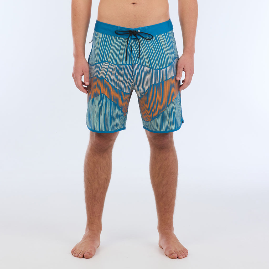 STRATA 83 FIT 18" BOARDSHORT