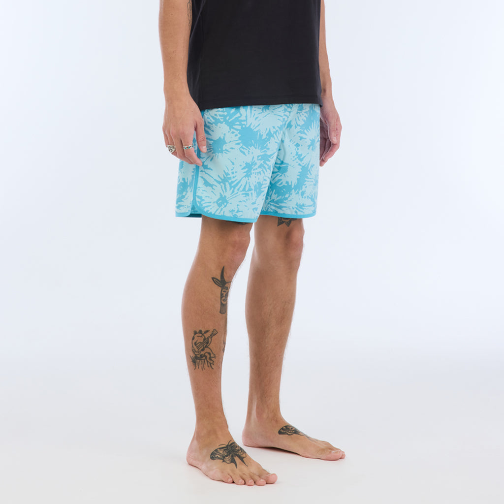 SLACKER PRINTED 18" E-WAIST WALKSHORT